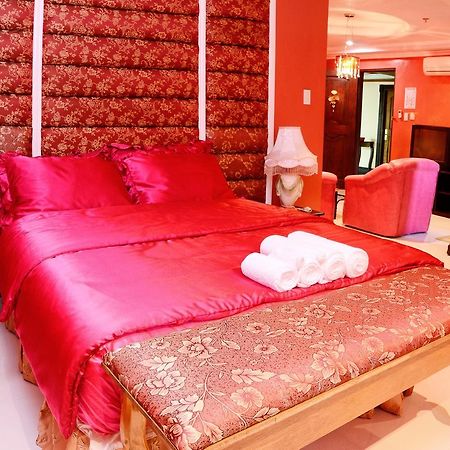 Jaimee'S Hotel, Resort And Restaurant Maasin  Стая снимка