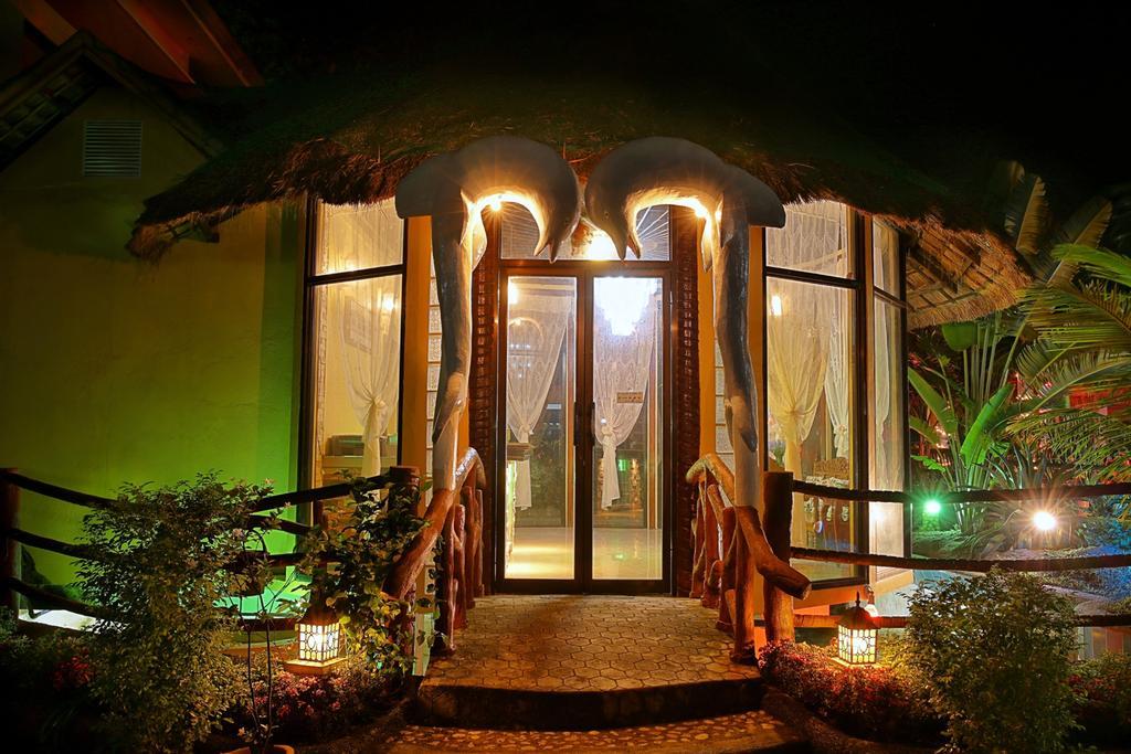 Jaimee'S Hotel, Resort And Restaurant Maasin  Екстериор снимка