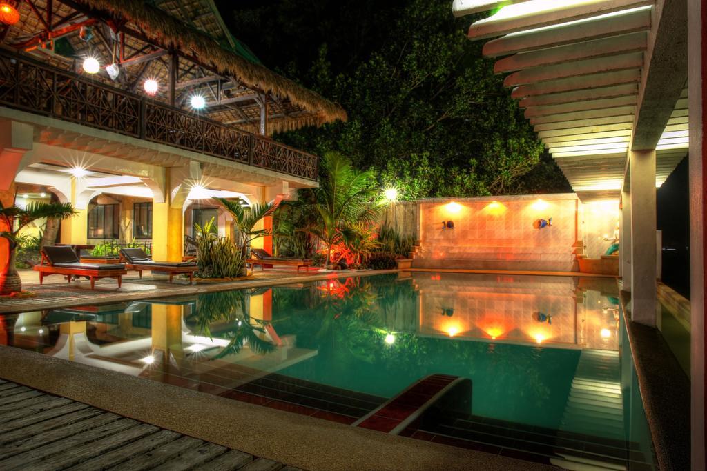 Jaimee'S Hotel, Resort And Restaurant Maasin  Екстериор снимка