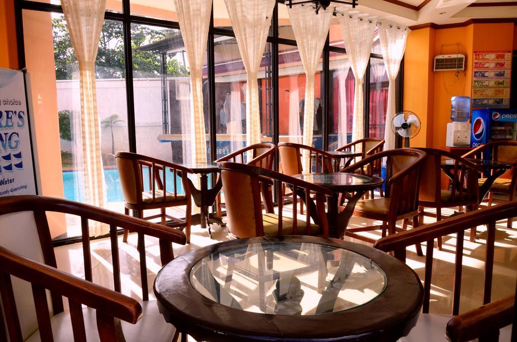 Jaimee'S Hotel, Resort And Restaurant Maasin  Екстериор снимка