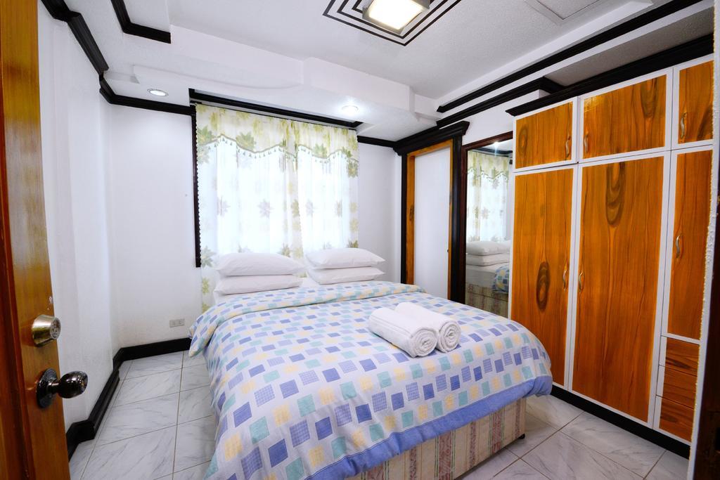 Jaimee'S Hotel, Resort And Restaurant Maasin  Стая снимка